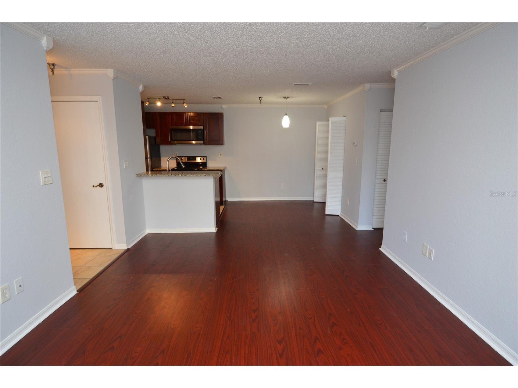 10265 Gandy Boulevard N #907 Saint Petersburg FL 33702 TB8513596 image5