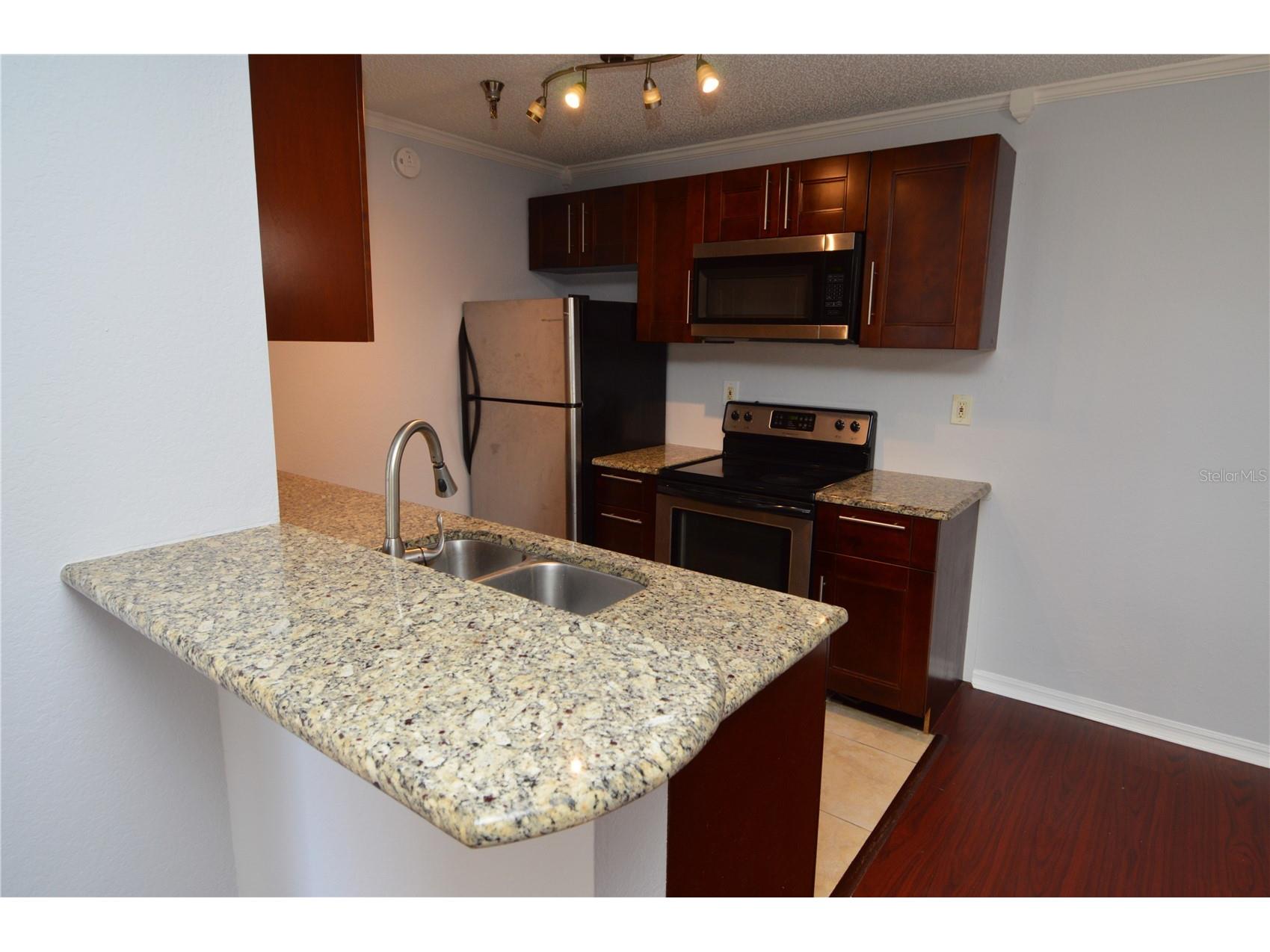 10265 Gandy Boulevard N #907 Saint Petersburg FL 33702 TB8513596 image6