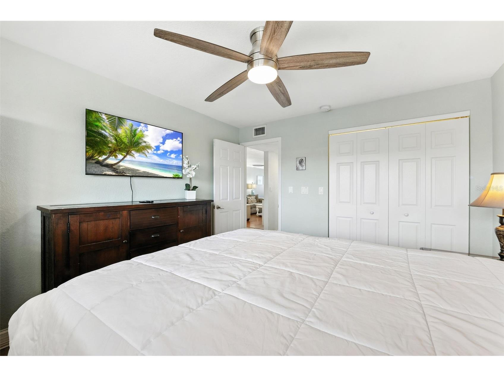 10265 Gulf Boulevard #A-301 Saint Petersburg FL 33706 TB8420160 image25