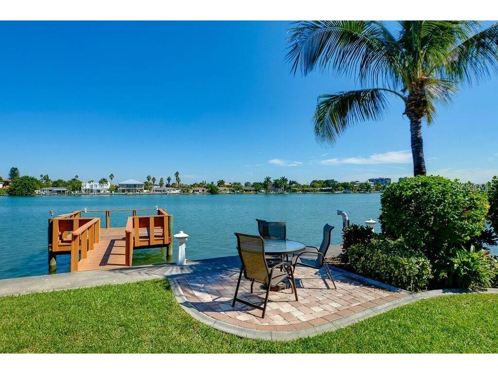10265 Gulf Boulevard #A301 Saint Petersburg FL 33706 TB8473374 image7