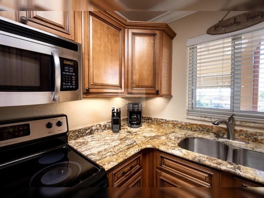 10265 Gulf Boulevard #A308 Saint Petersburg FL 33706 TB8435343 image13