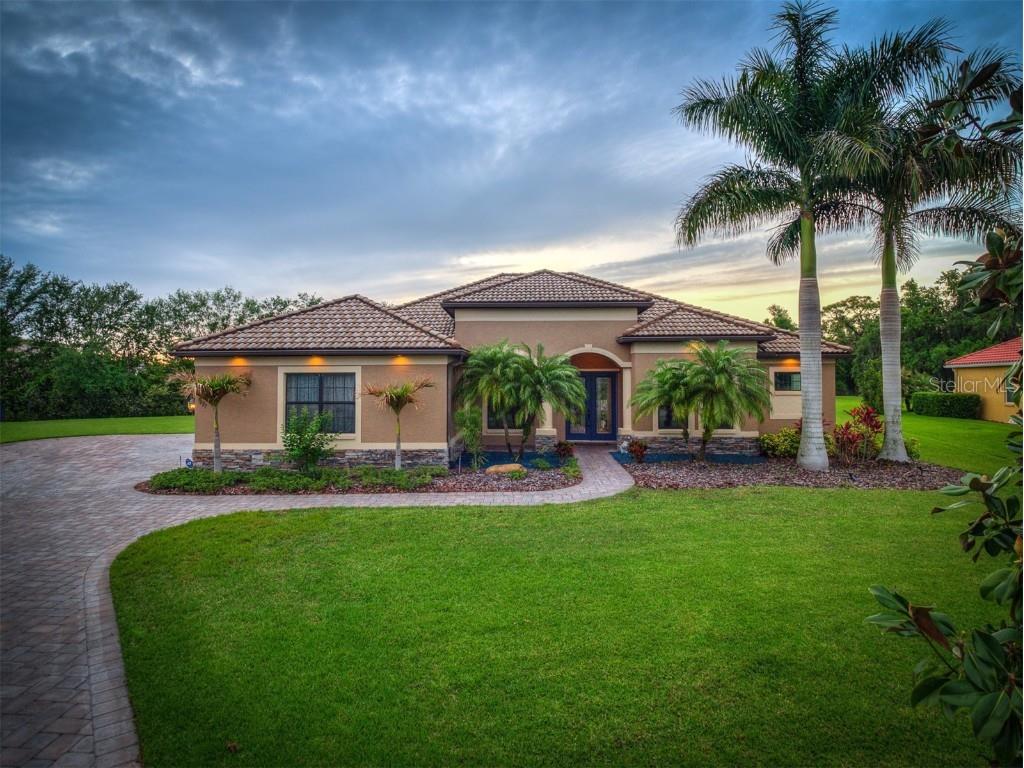 1027 145th Street Circle NE Bradenton FL 34212 A4530042 image1