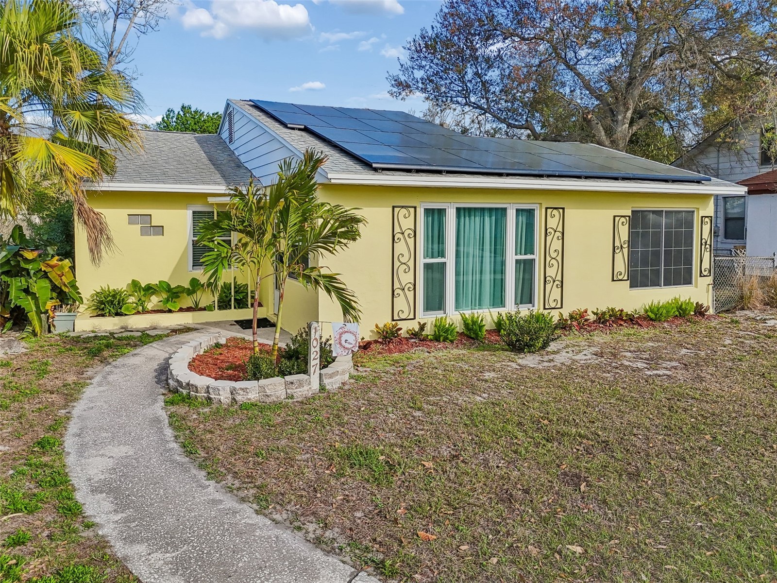 1027 15th Street N Saint Petersburg FL 33705 TB8480066 image1