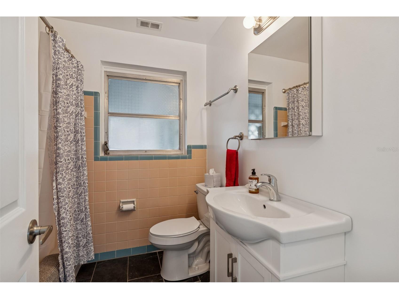 1027 15th Street N Saint Petersburg FL 33705 TB8480066 image18