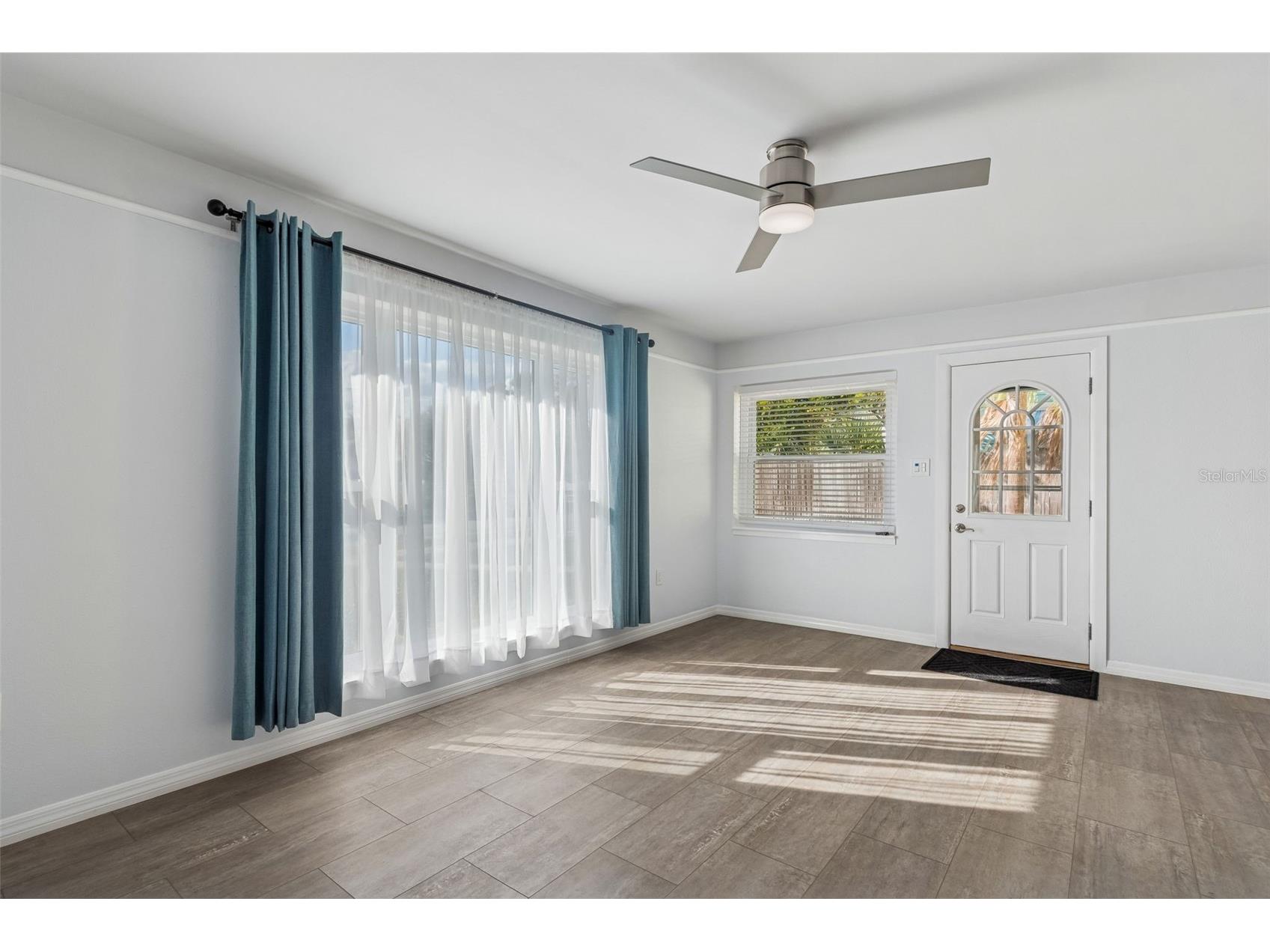 1027 15th Street N Saint Petersburg FL 33705 TB8480066 image22