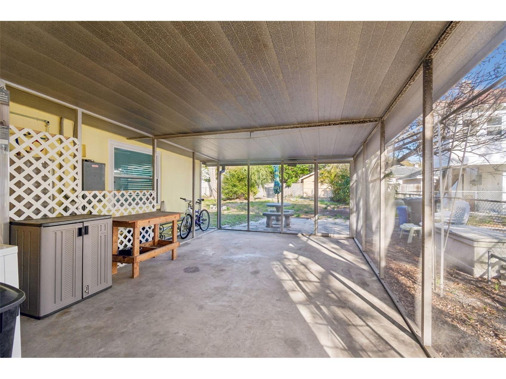 1027 15th Street N Saint Petersburg FL 33705 TB8480066 image24