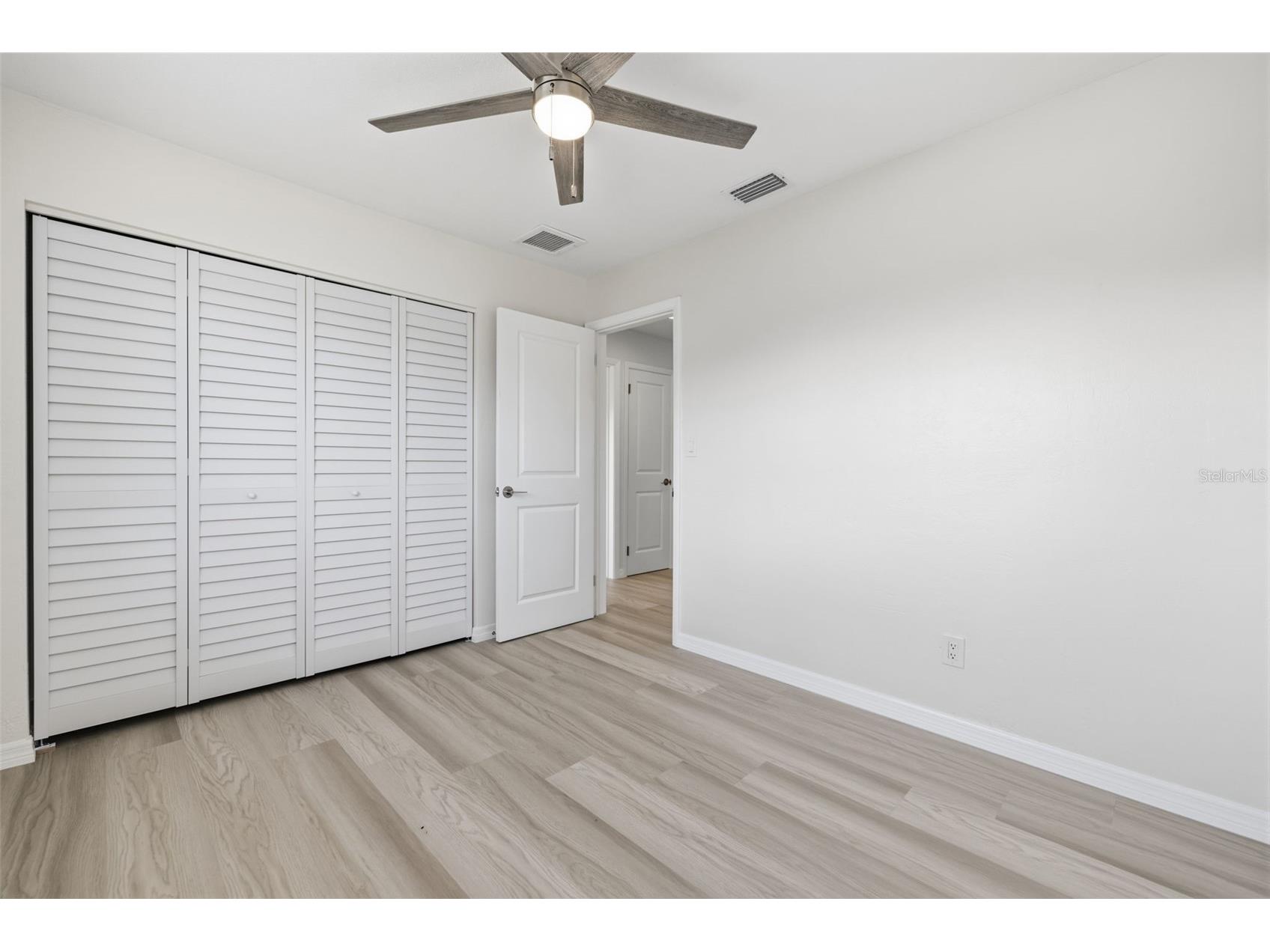 1027 27th Avenue S Saint Petersburg FL 33705 TB8478606 image25