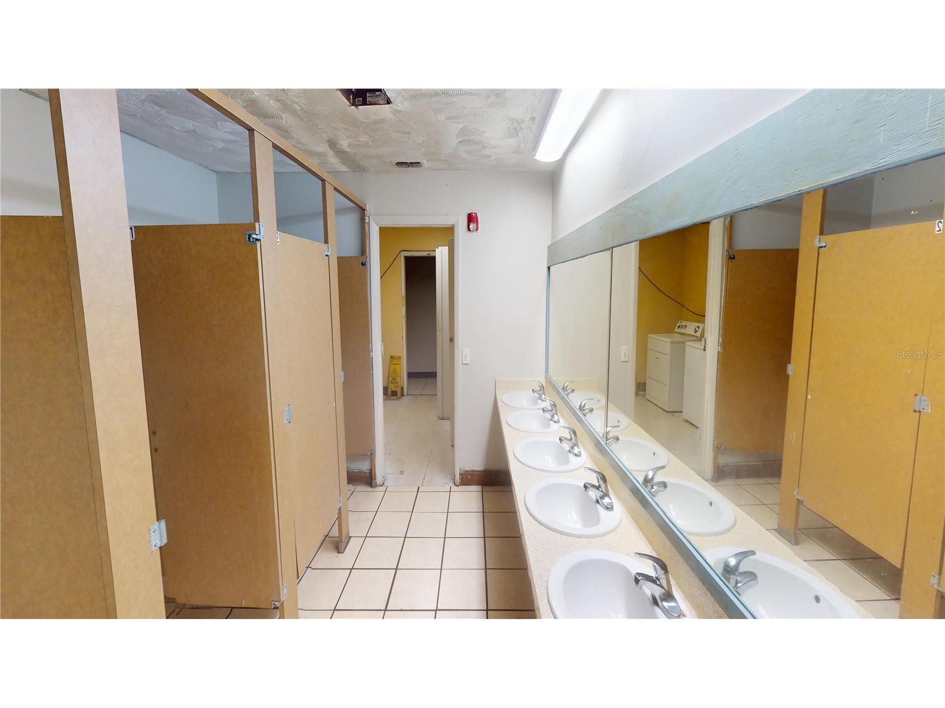 1027 9th Street W Bradenton FL 34205 A4679335 image24
