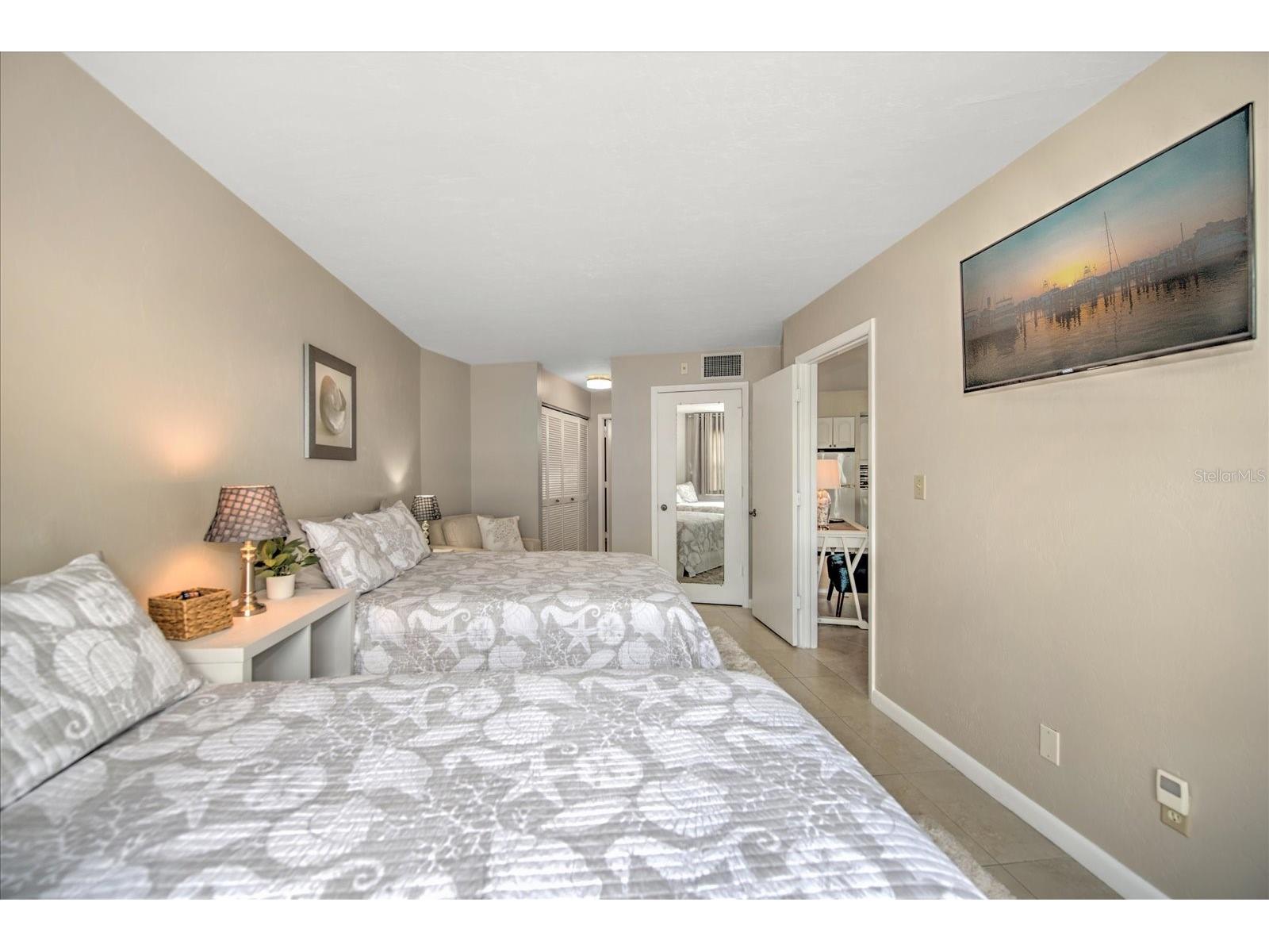 1027 Anglers Cove #B502 Marco Island FL 34145 D6148038 image19