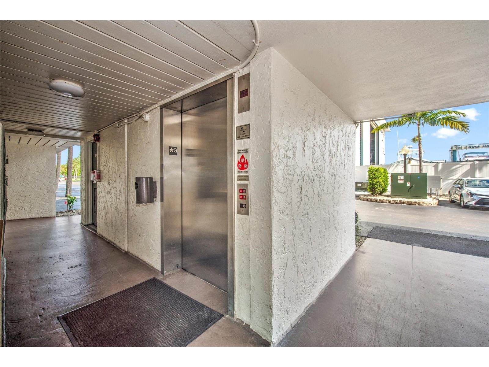 1027 Anglers Cove #B502 Marco Island FL 34145 D6148038 image3