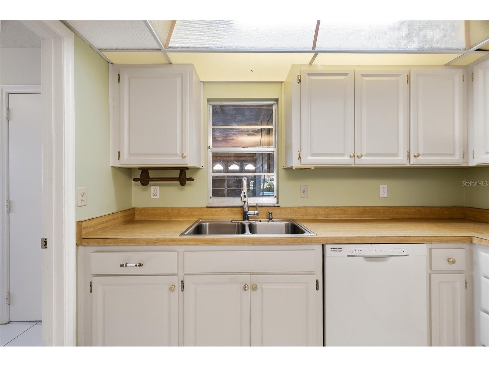 1027 Bluewater Drive Sun City Center FL 33573 TB8505431 image14
