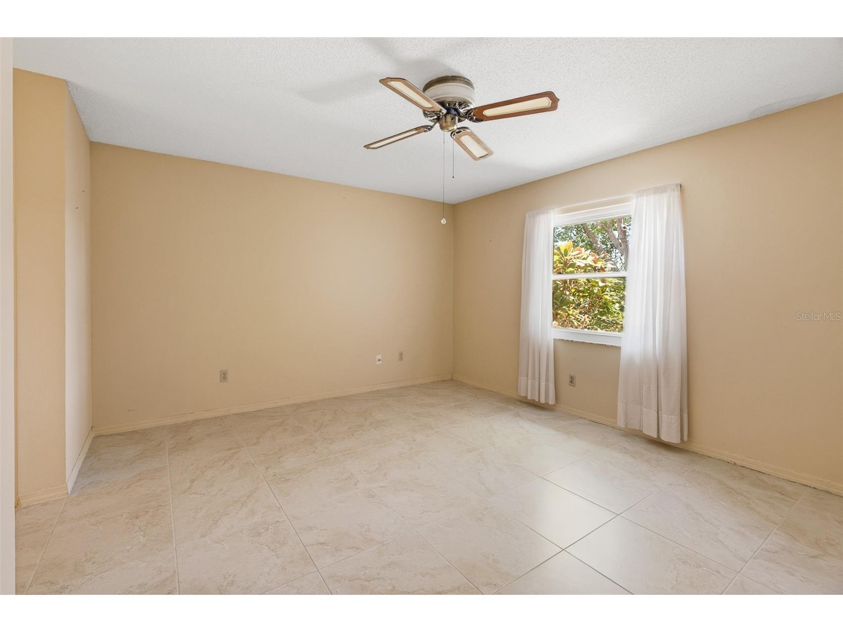 1027 Bluewater Drive Sun City Center FL 33573 TB8505431 image19