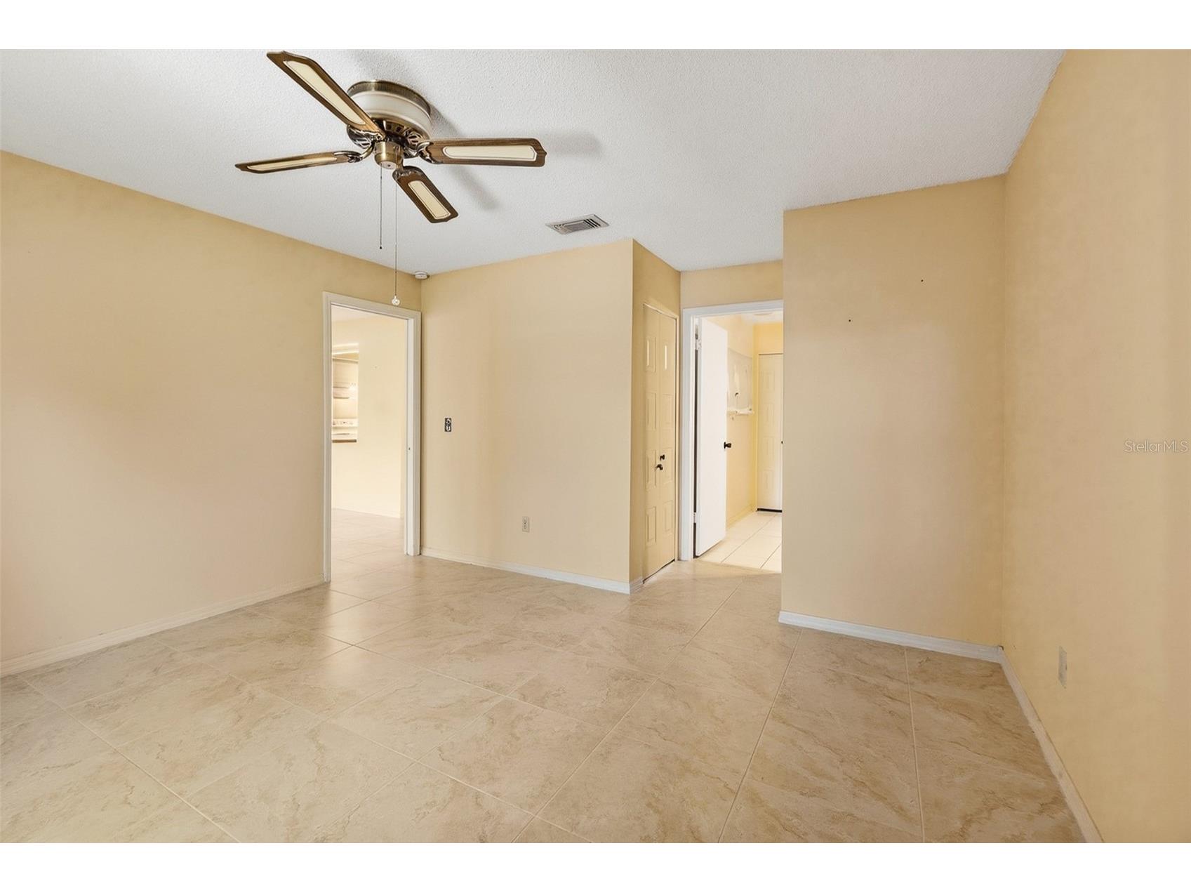 1027 Bluewater Drive Sun City Center FL 33573 TB8505431 image20