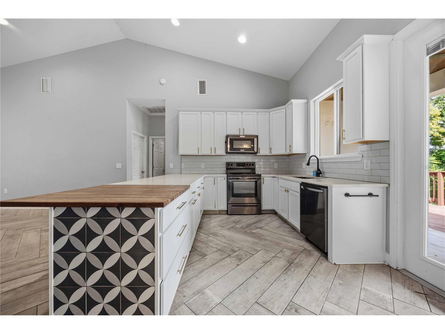 1027 Campbell Avenue Lake Wales FL 33853 K4903649 image12