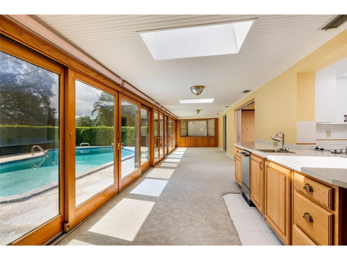 1027 Grovewood Court Clearwater FL 33764 TB8418574 image16