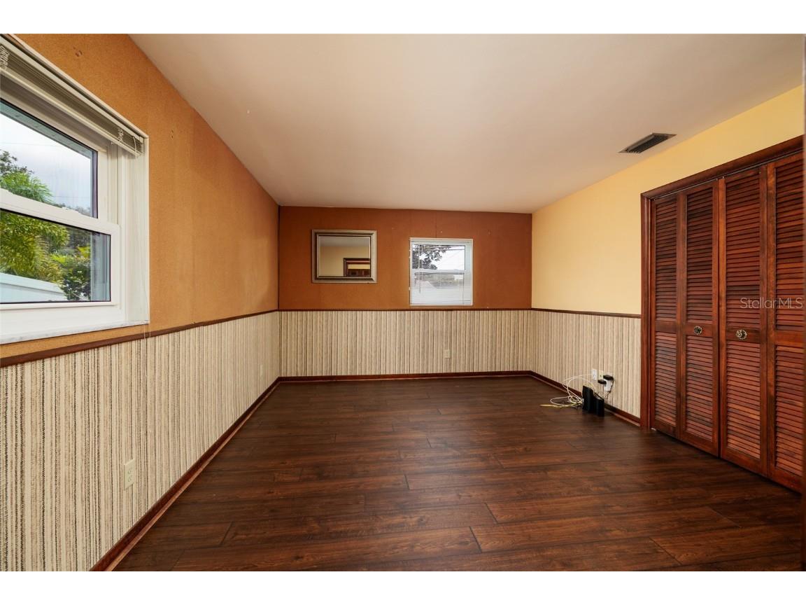 1027 Grovewood Court Clearwater FL 33764 TB8418574 image28