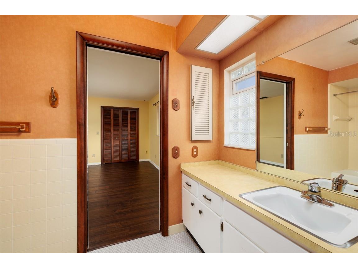 1027 Grovewood Court Clearwater FL 33764 TB8418574 image29