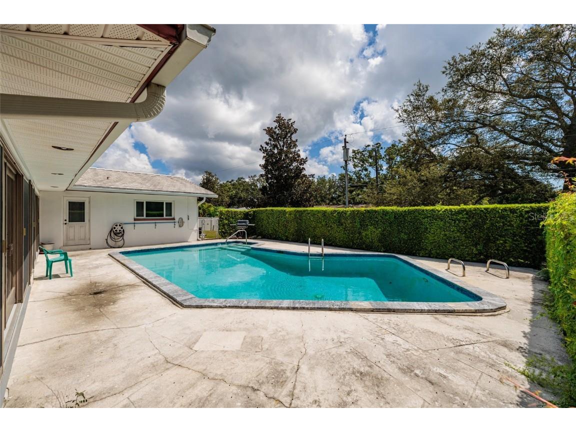 1027 Grovewood Court Clearwater FL 33764 TB8418574 image47