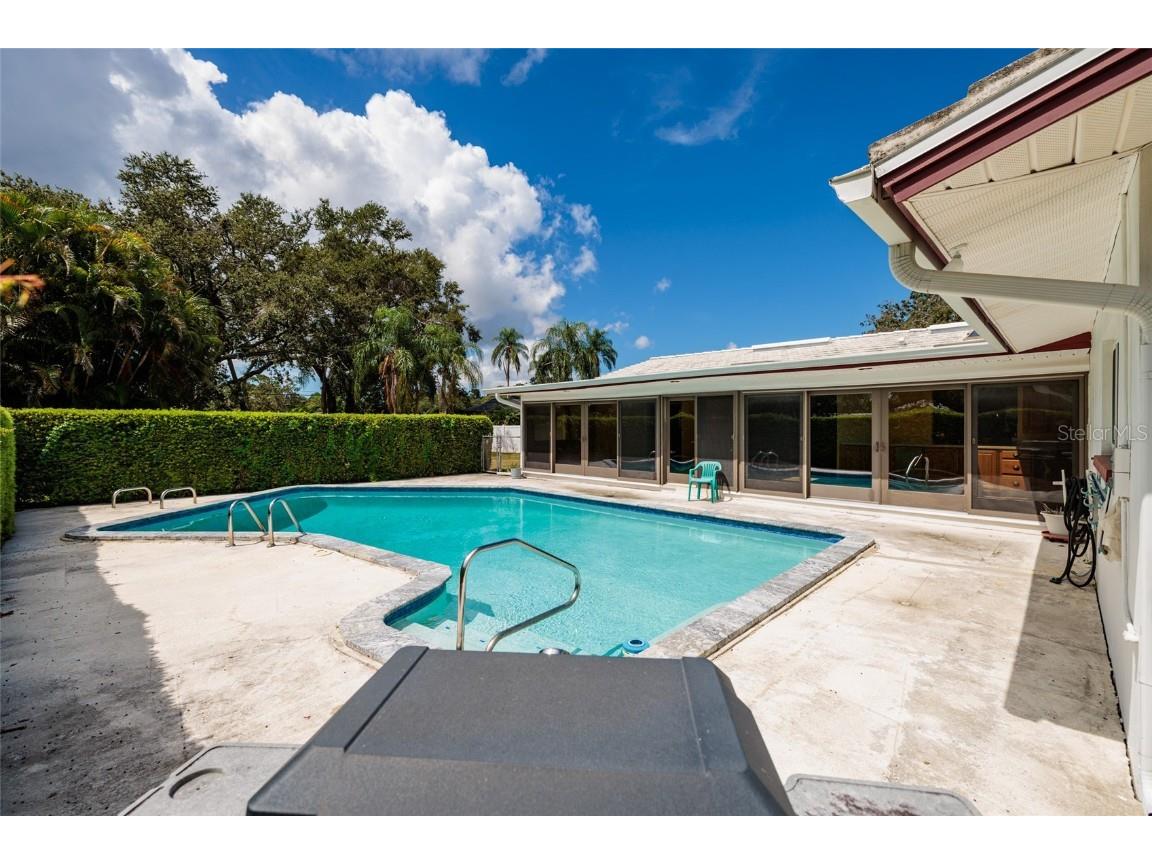 1027 Grovewood Court Clearwater FL 33764 TB8418574 image49