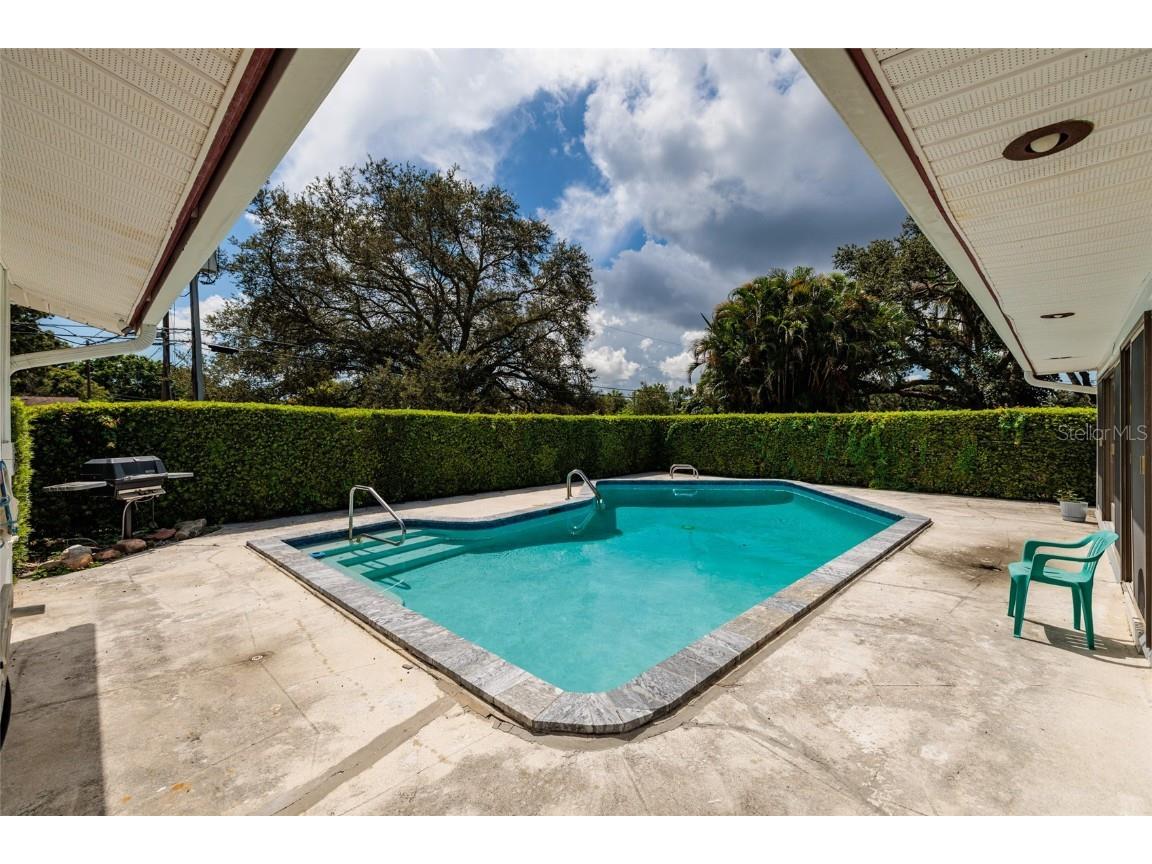 1027 Grovewood Court Clearwater FL 33764 TB8418574 image57