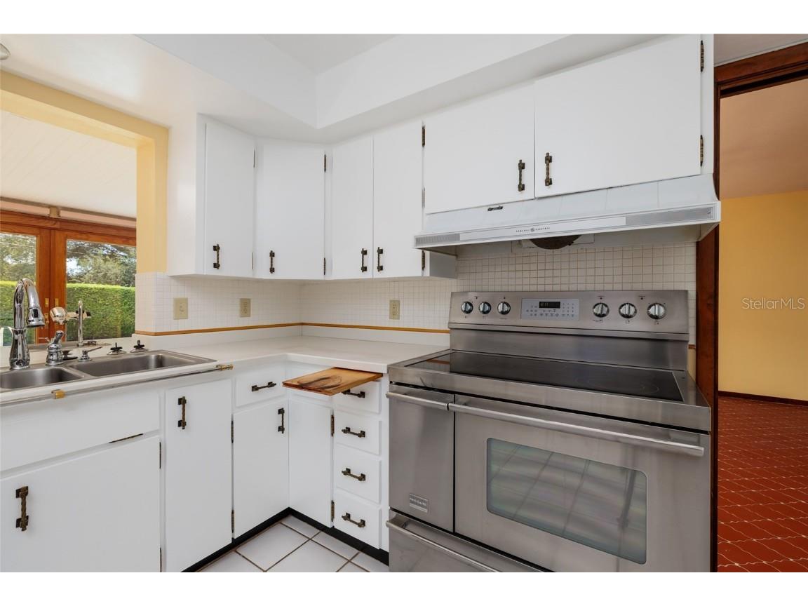 1027 Grovewood Court Clearwater FL 33764 TB8418574 image7