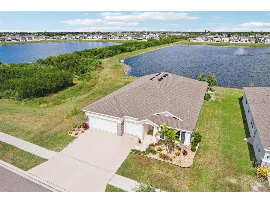 1027 Ocean Spray Drive Ruskin FL 33570 TB8438269 image1