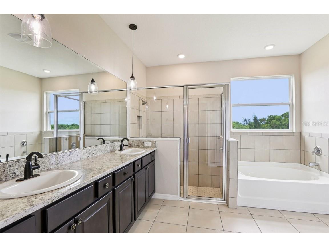 1027 Ocean Spray Drive Ruskin FL 33570 TB8438269 image30