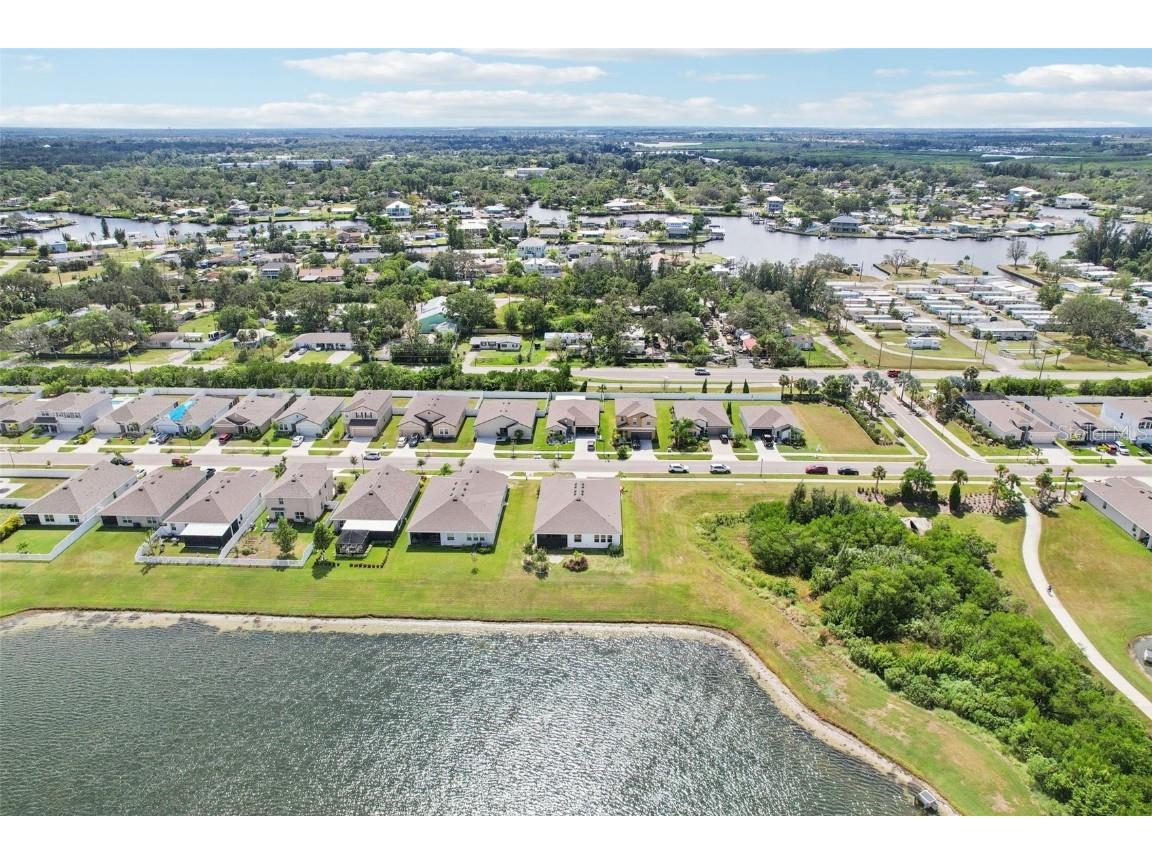 1027 Ocean Spray Drive Ruskin FL 33570 TB8438269 image60