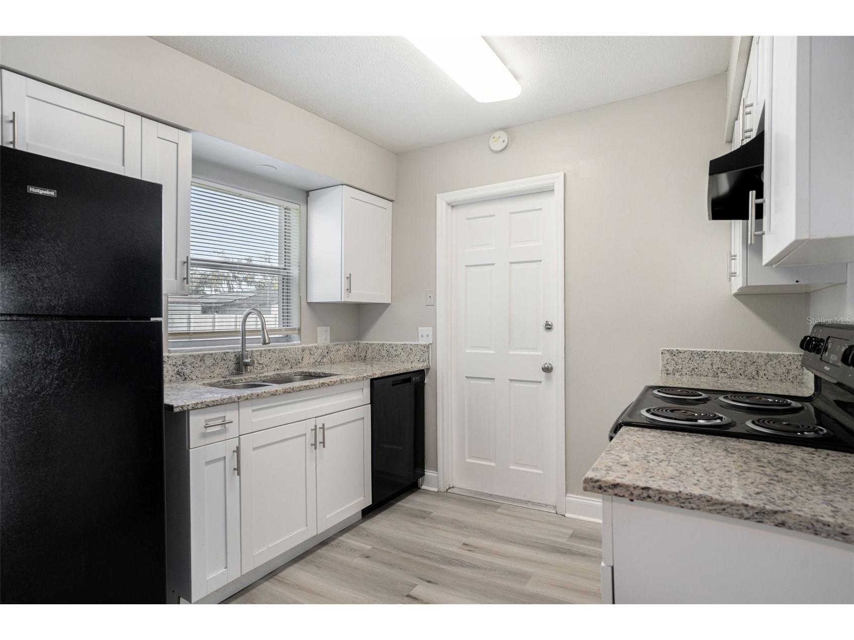 1027 Pinegrove Drive Brandon FL 33511 O6393089 image4