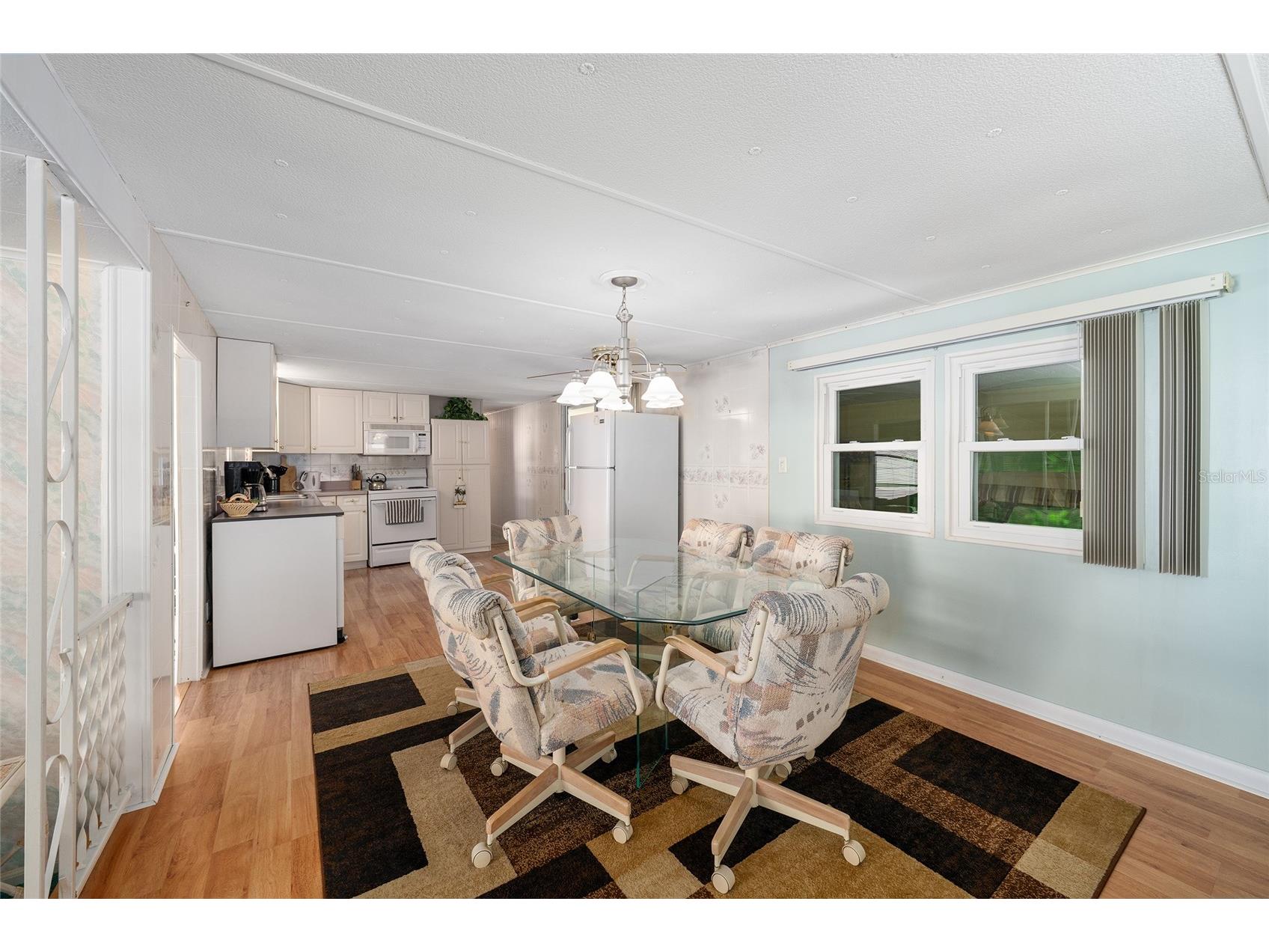 1027 Vermont Avenue Lady Lake FL 32159 W7886202 image3