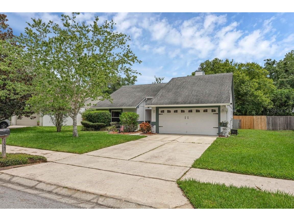 1027 Weaver Drive Oviedo FL 32765 O6323160 image1