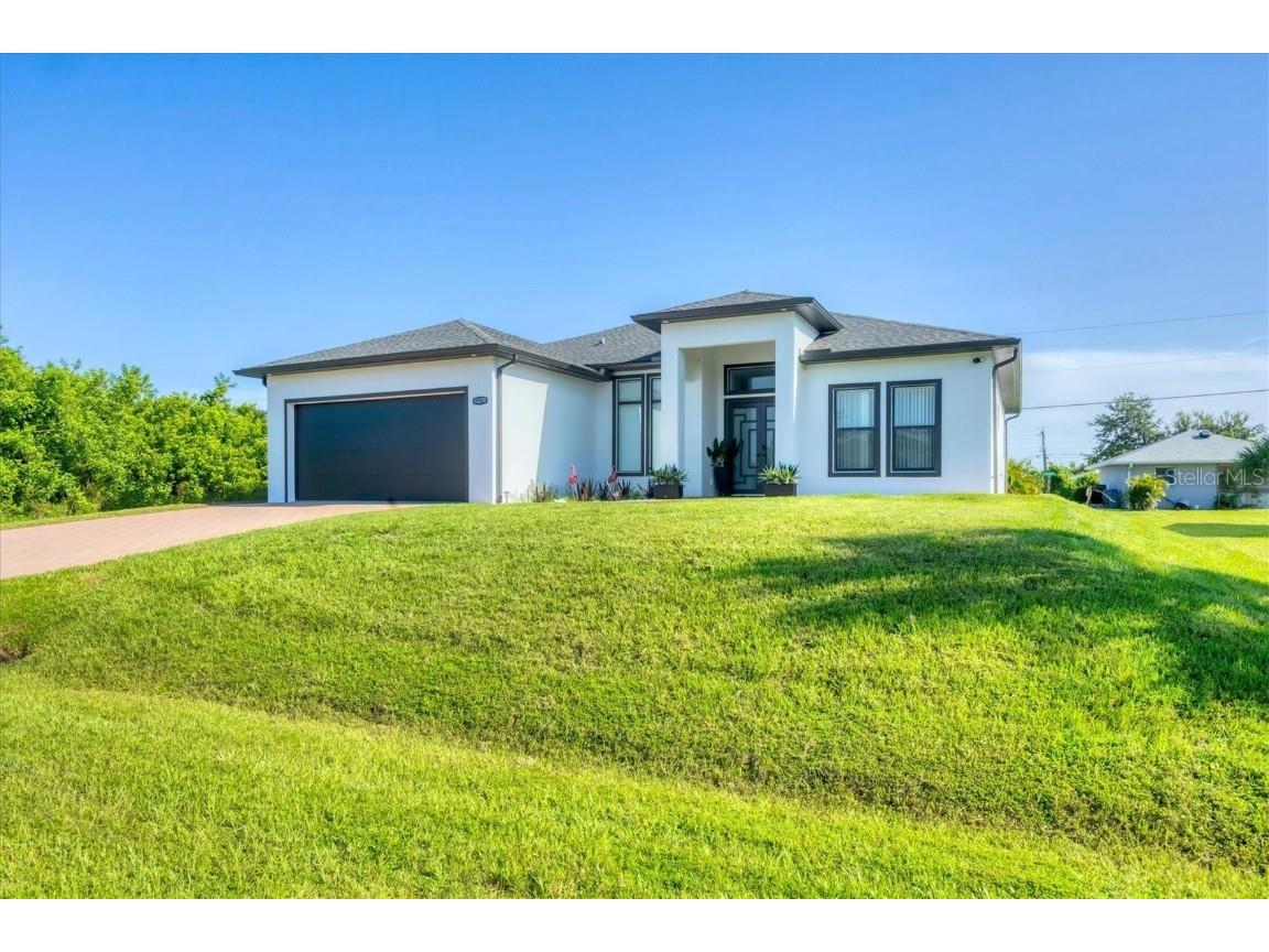 10270 Castanet Avenue Englewood FL 34224 A4658330 image2