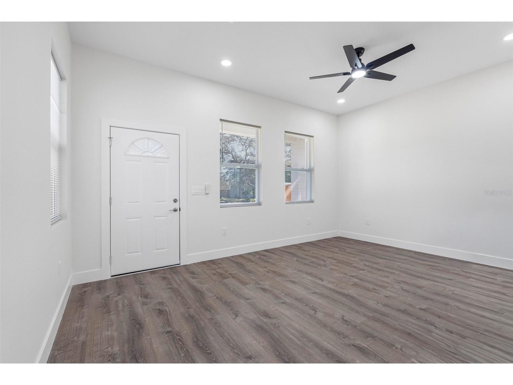 10271 Lake Drive New Port Richey FL 34654 TB8458832 image12