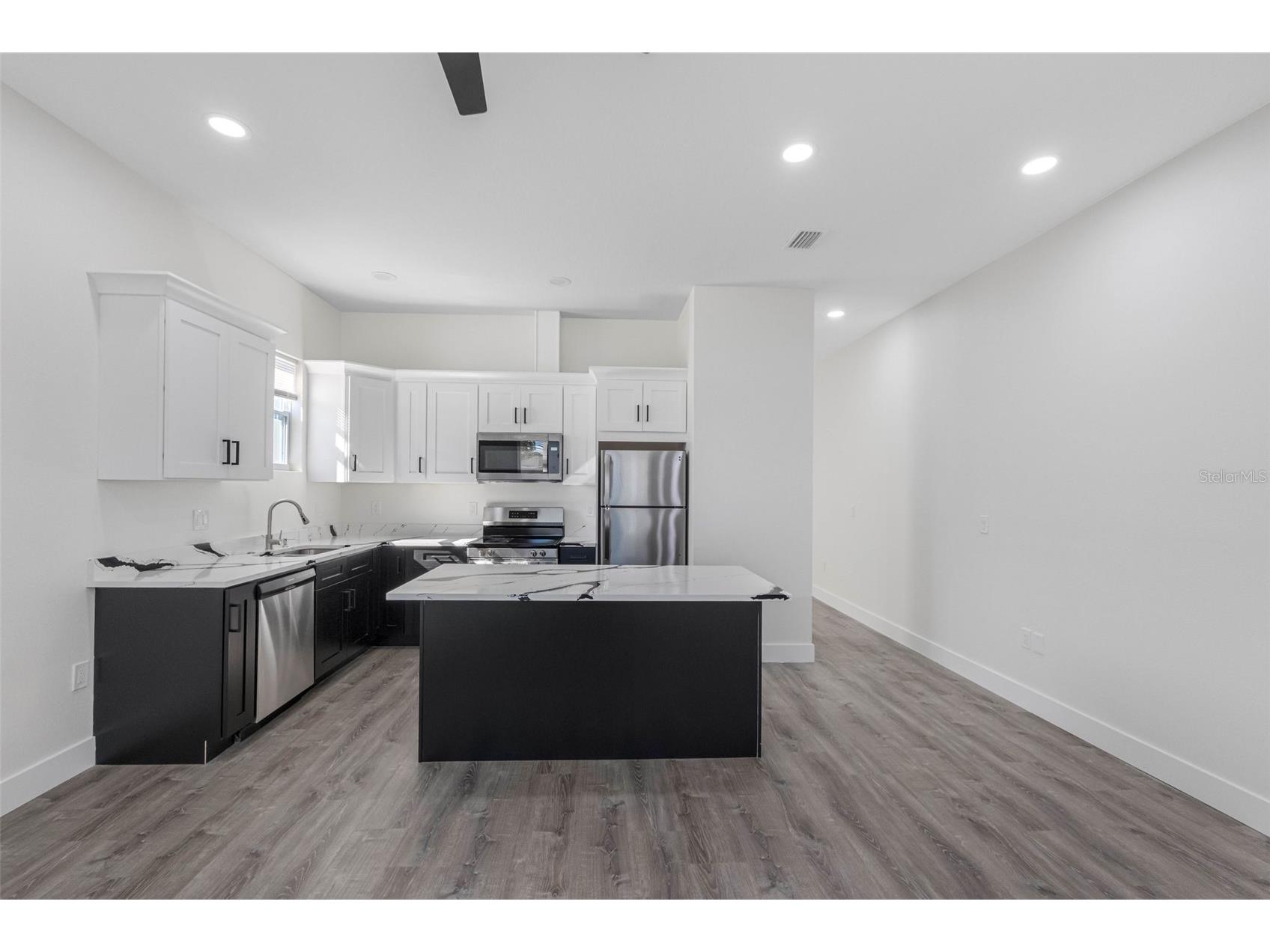 10271 Lake Drive New Port Richey FL 34654 TB8458832 image14