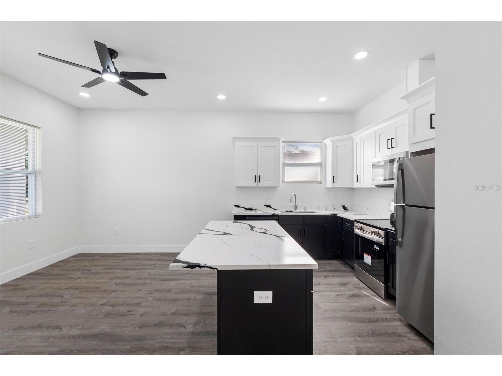 10271 Lake Drive New Port Richey FL 34654 TB8458832 image16