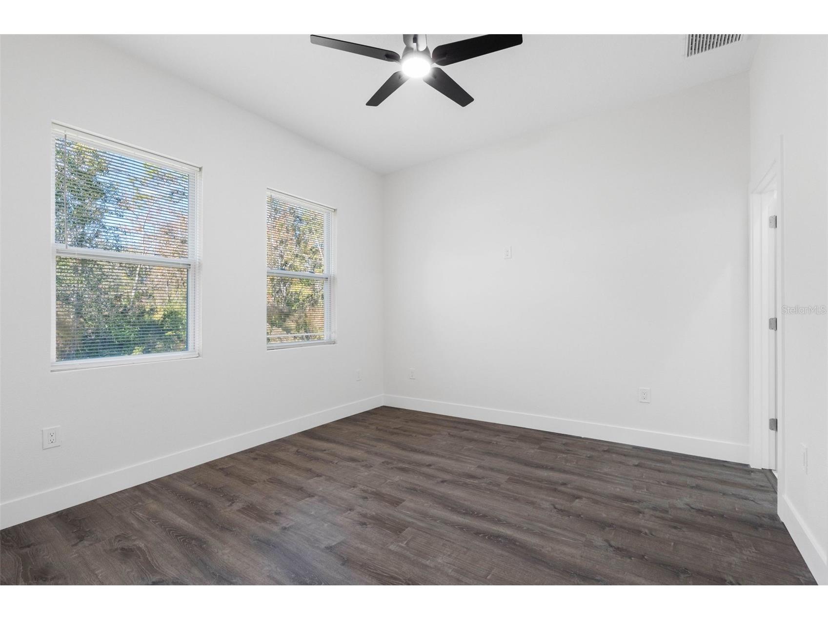 10271 Lake Drive New Port Richey FL 34654 TB8458832 image28