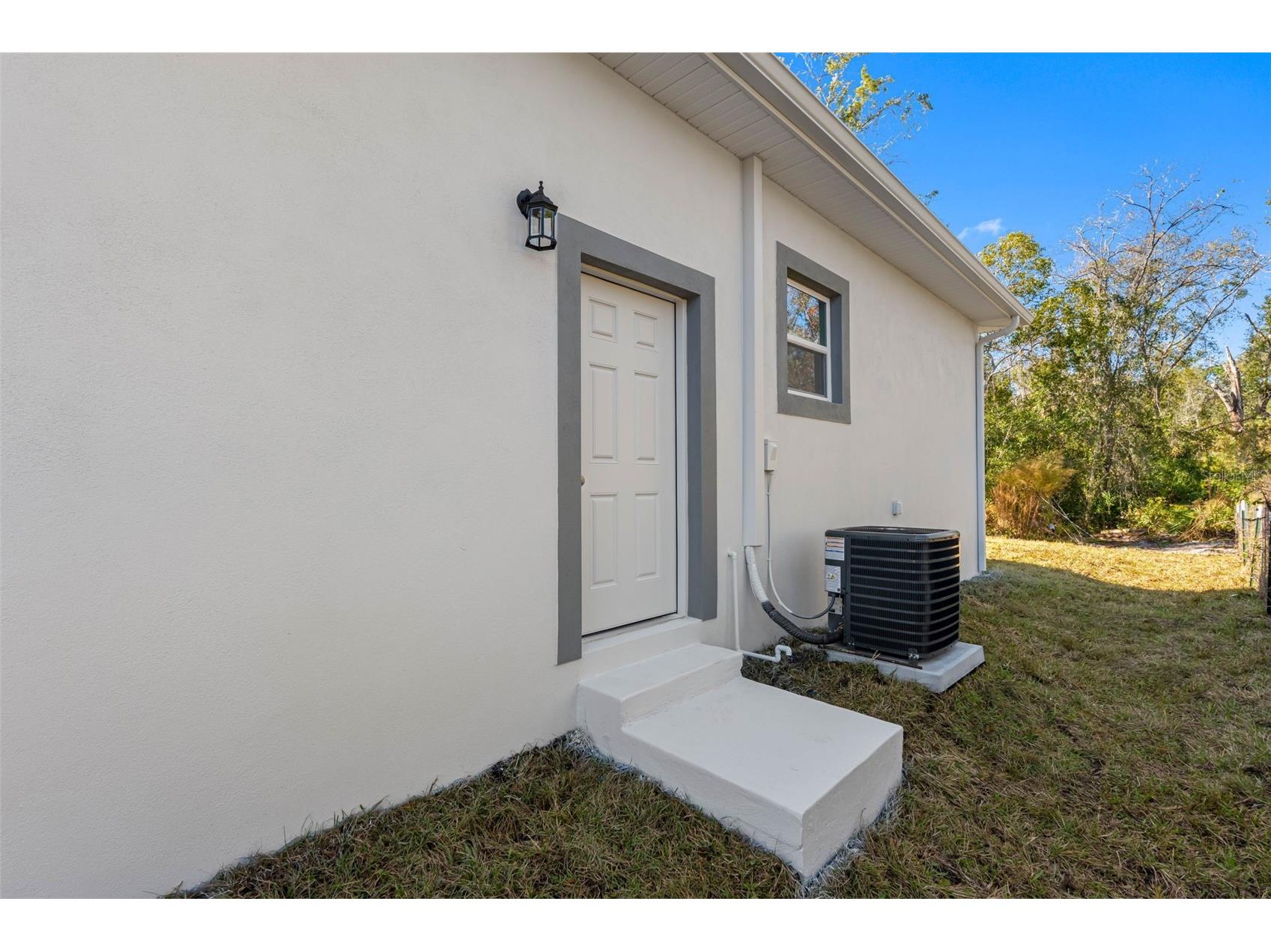 10271 Lake Drive New Port Richey FL 34654 TB8458832 image5