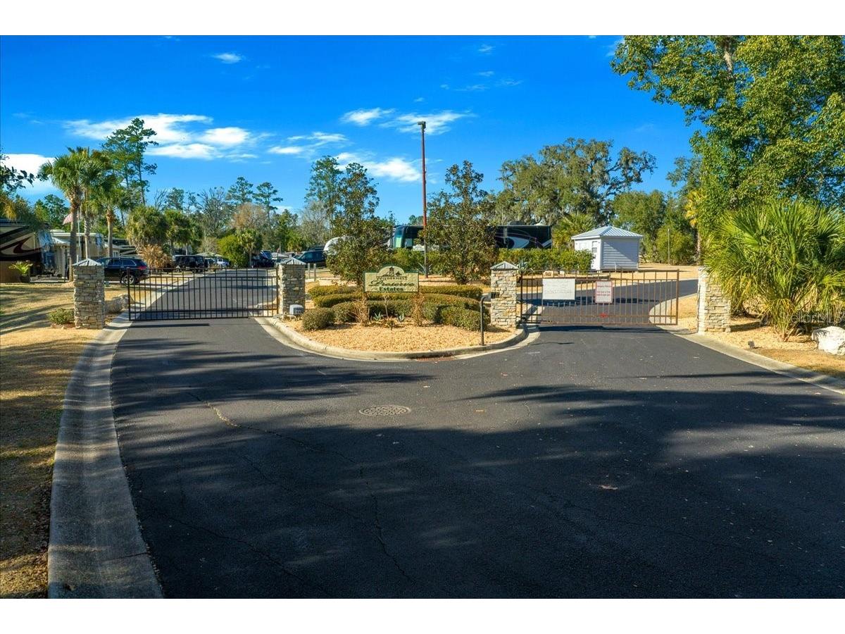 10273 NE 28th Loop Silver Springs FL 34488 - OCKLAWAHA RIVER OM718484 image98