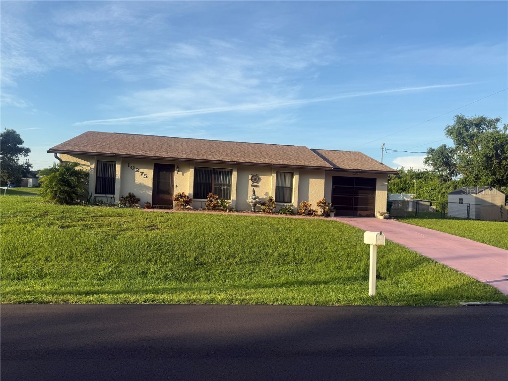 10275 Euston Avenue Englewood FL 34224 D6141994 image1