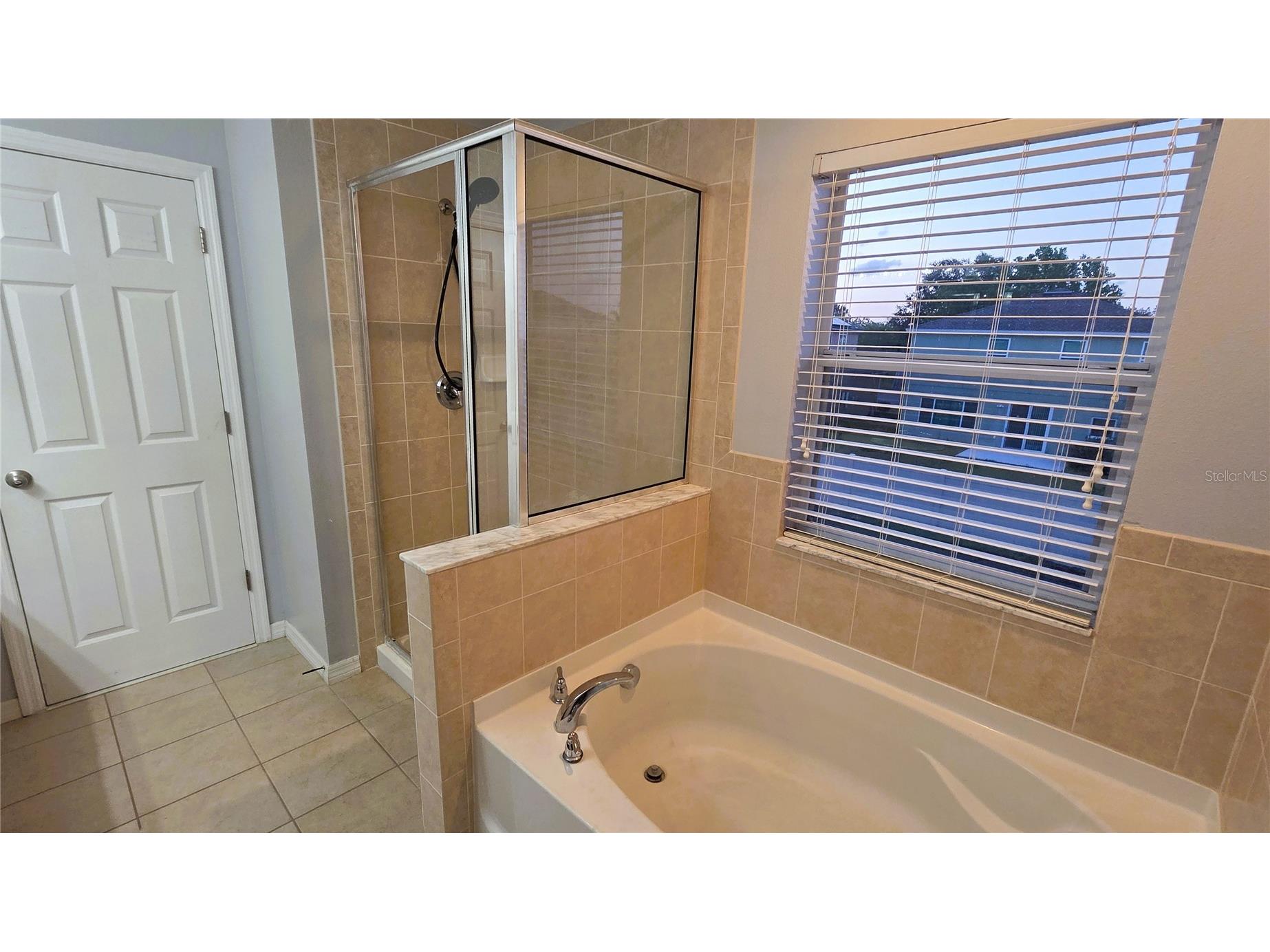 10279 Newminster Loop Ruskin FL 33573 TB8505081 image19