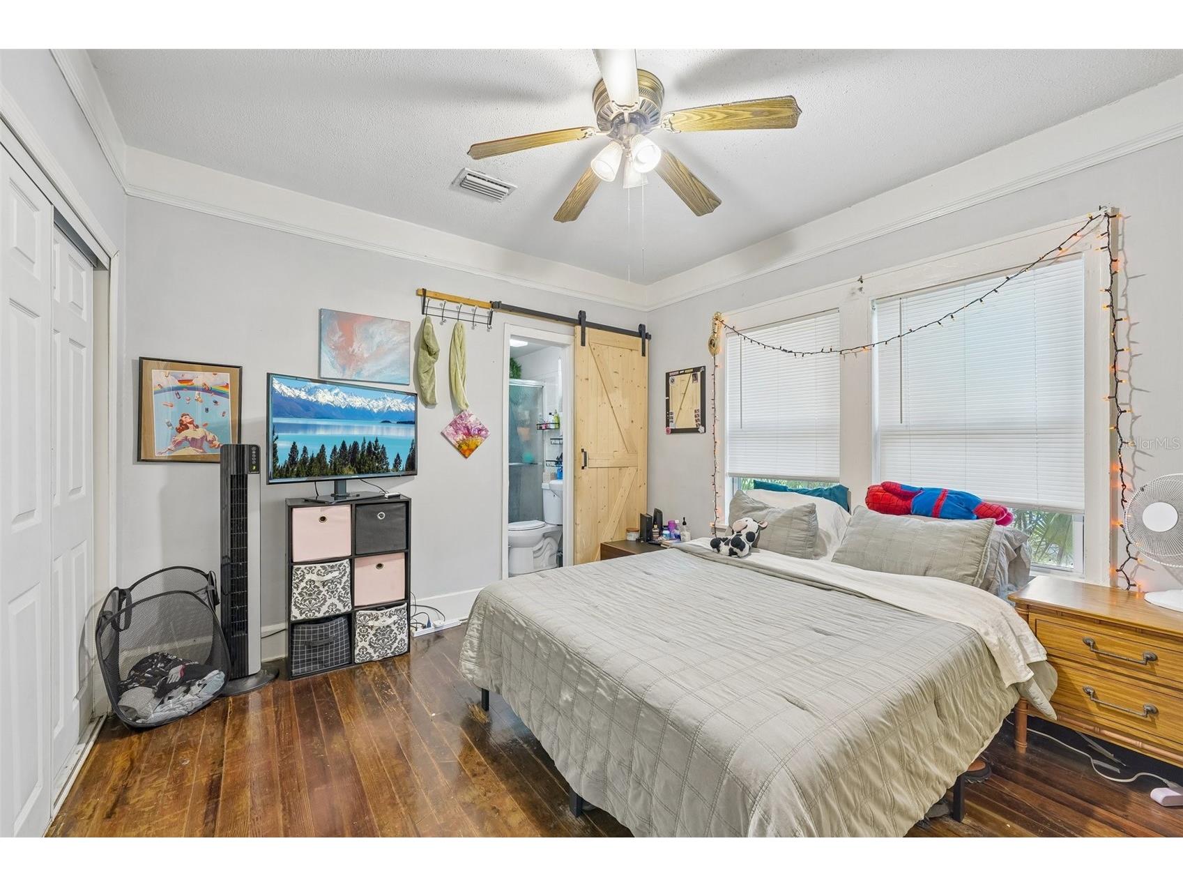 1028 8th Avenue S Saint Petersburg FL 33705 TB8508752 image19