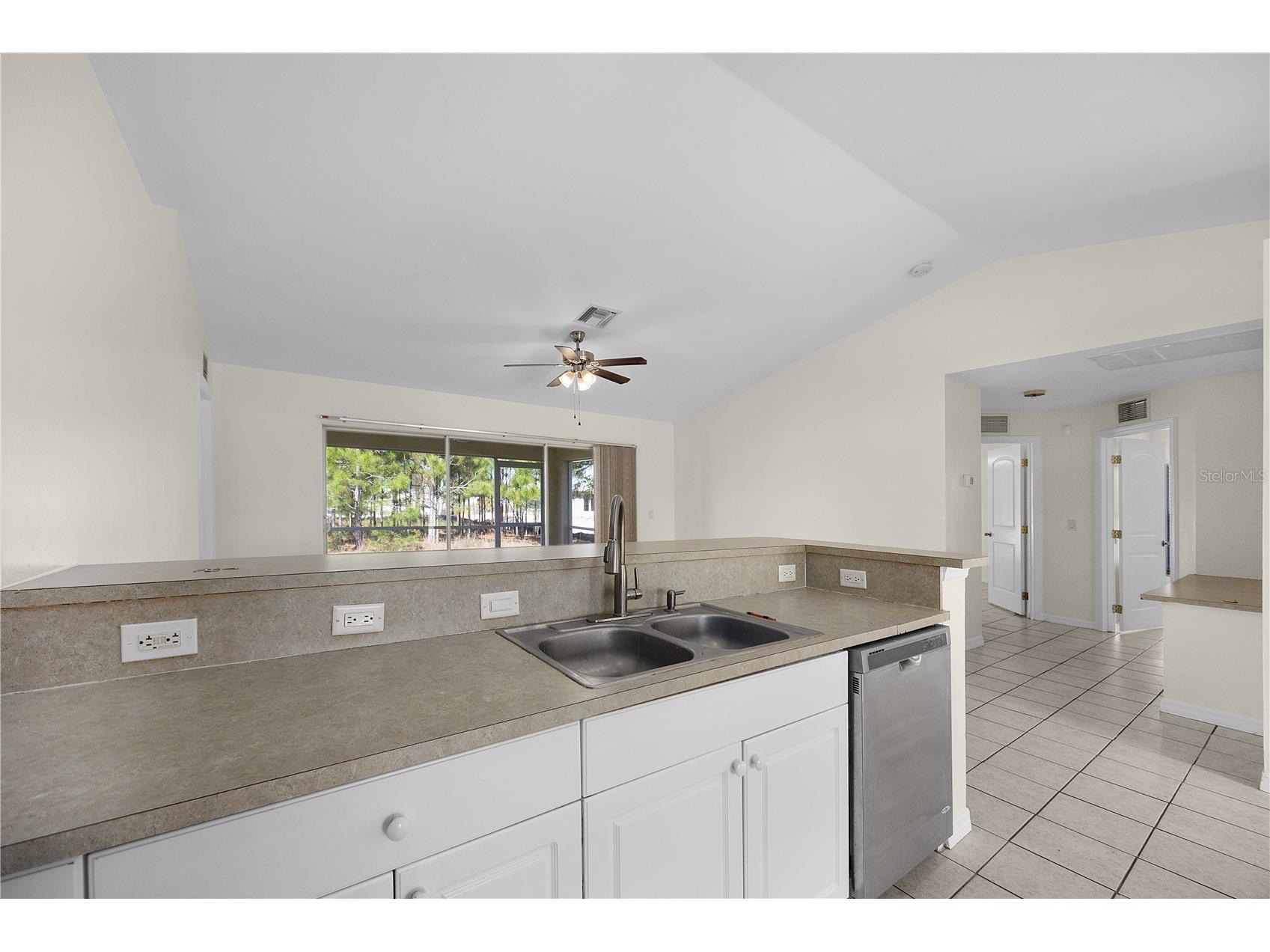 1028 Columbus Boulevard S Lehigh Acres FL 33974 TB8502287 image7