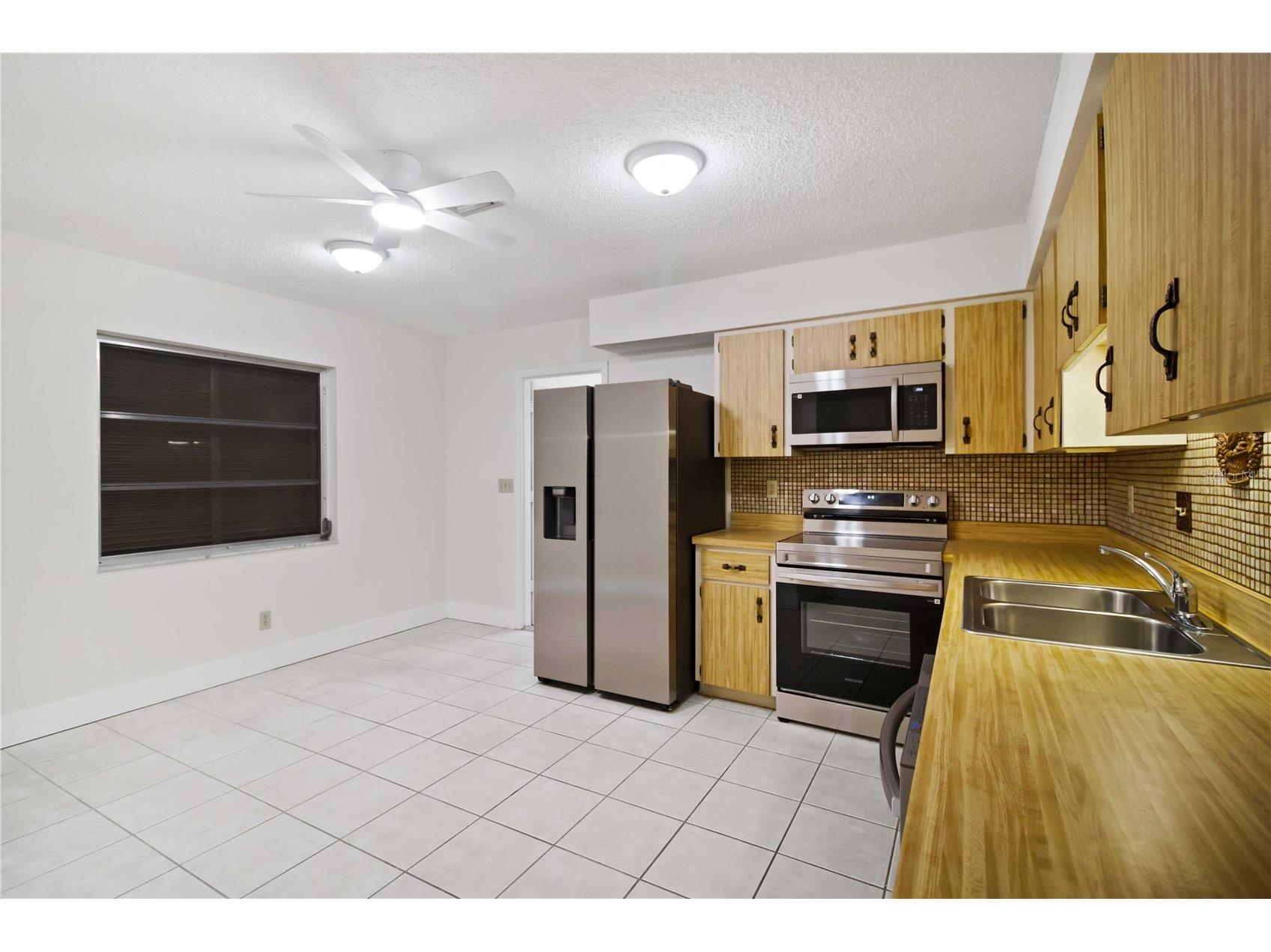 1028 Lillian Street Venice FL 34285 A4689709 image14