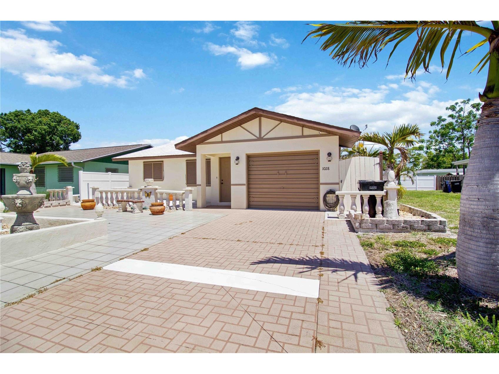 1028 Lillian Street Venice FL 34285 A4689709 image3