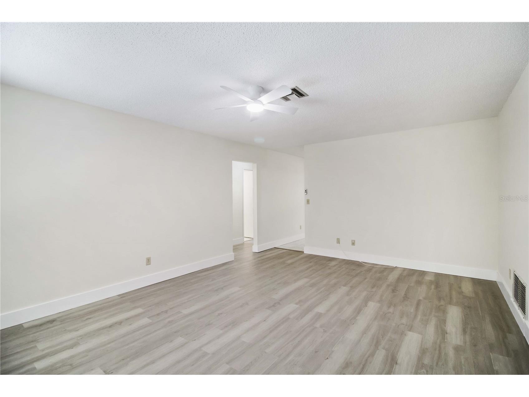 1028 Lillian Street Venice FL 34285 A4689709 image6