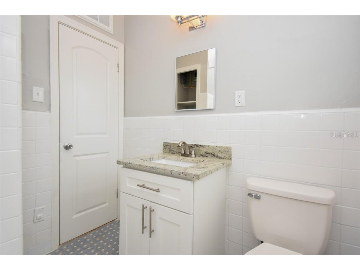 1028 NE 3rd Avenue Gainesville FL 32601 GC534437 image11