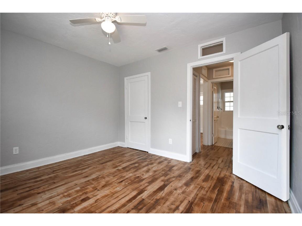 1028 NE 3rd Avenue Gainesville FL 32601 GC534458 image9