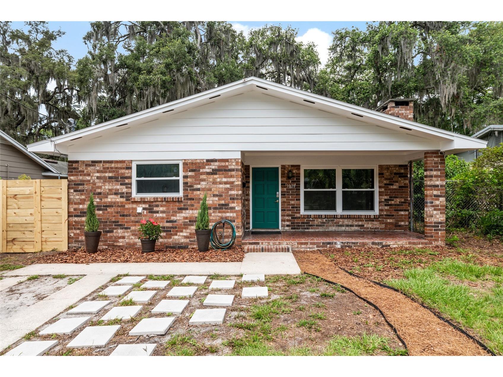 1028 NE 5th Street Gainesville FL 32601 OM724704 image1