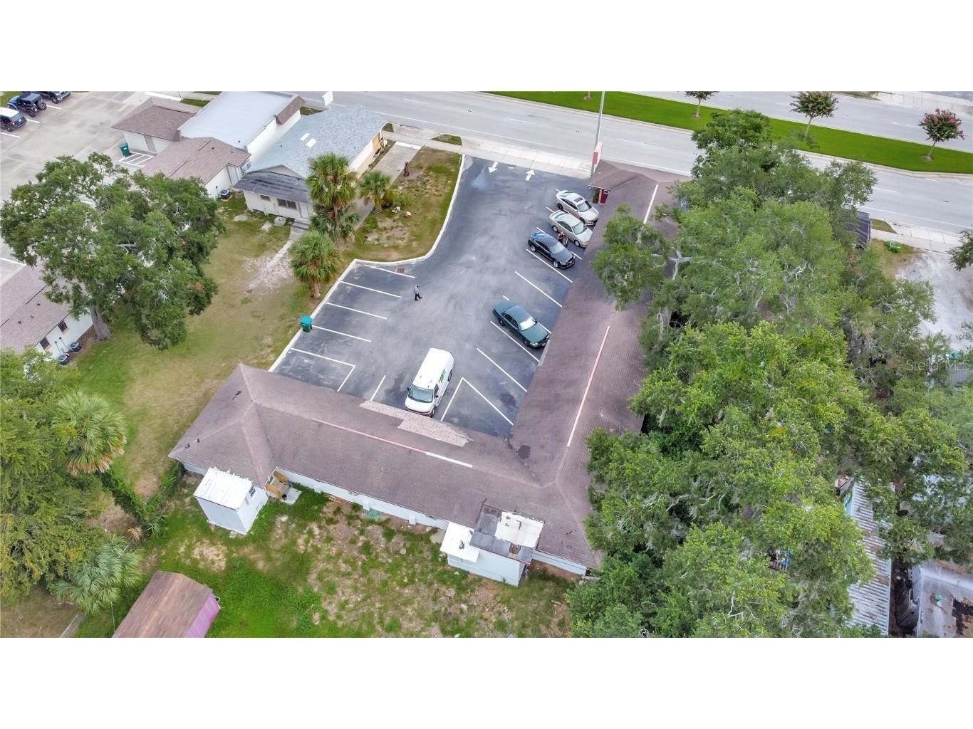 1028 Ridgewood Avenue Daytona Beach FL 32117 V4937800 image10