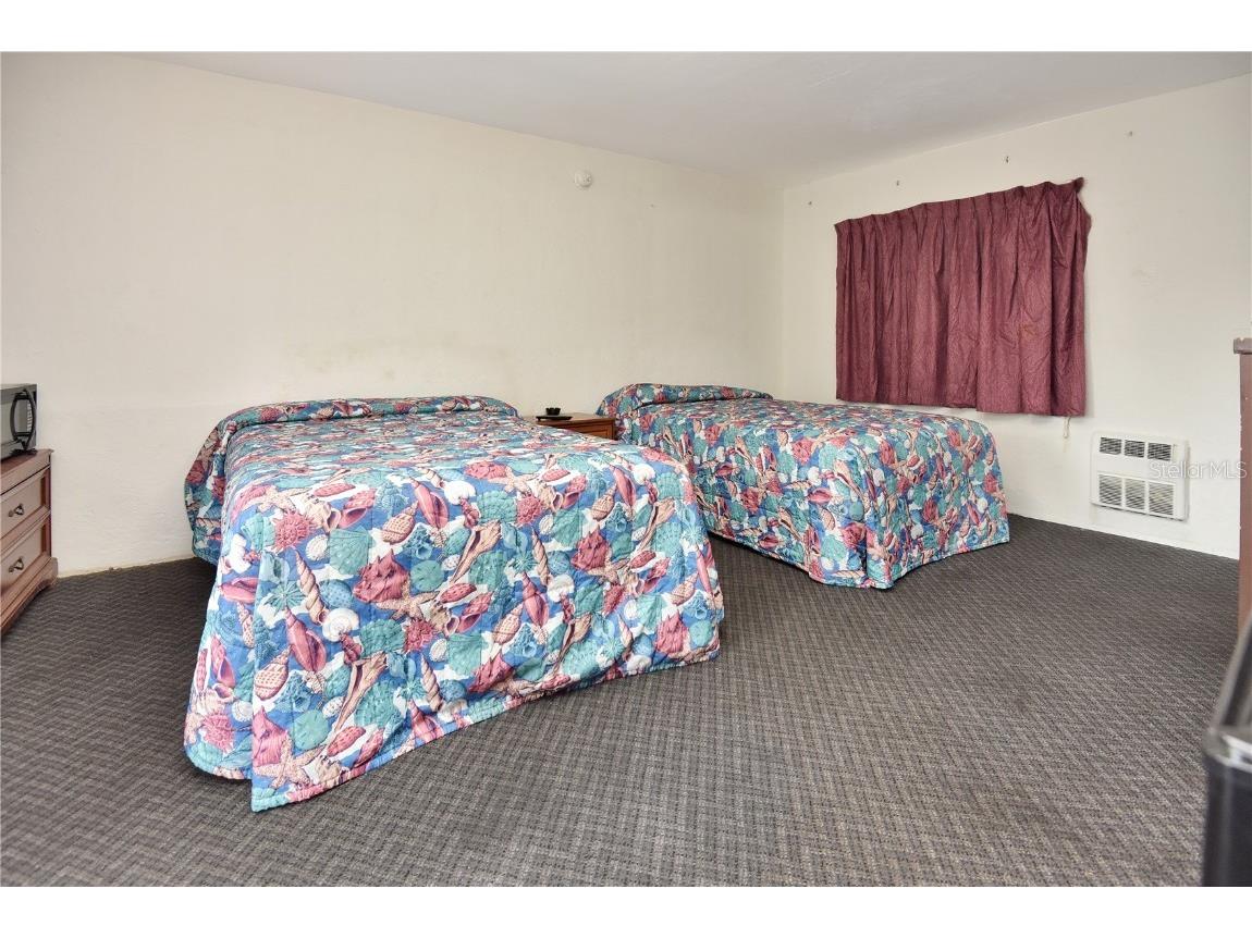 1028 Ridgewood Avenue Daytona Beach FL 32117 V4937800 image11